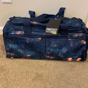 New under armor duffel bag